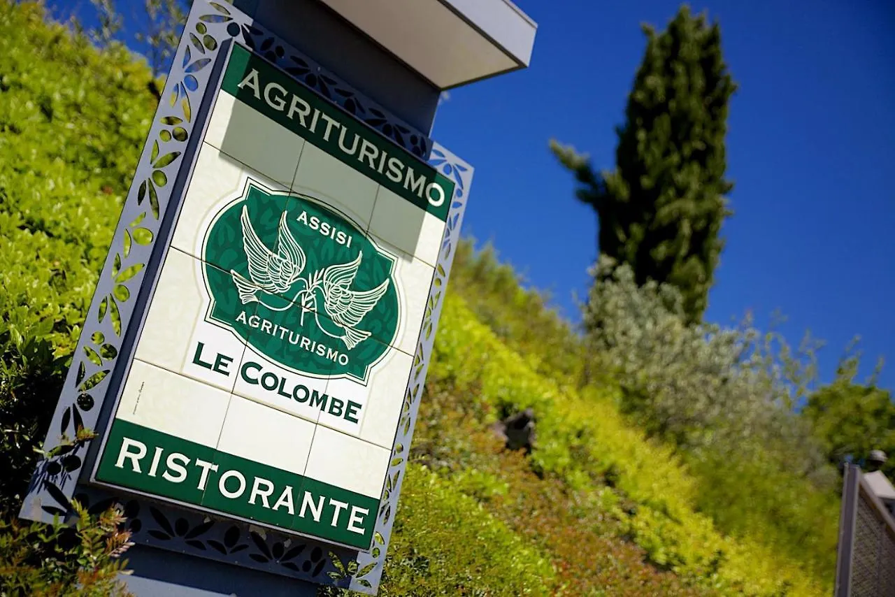 Agriturismo Le Colombe 아시시 팜스테이