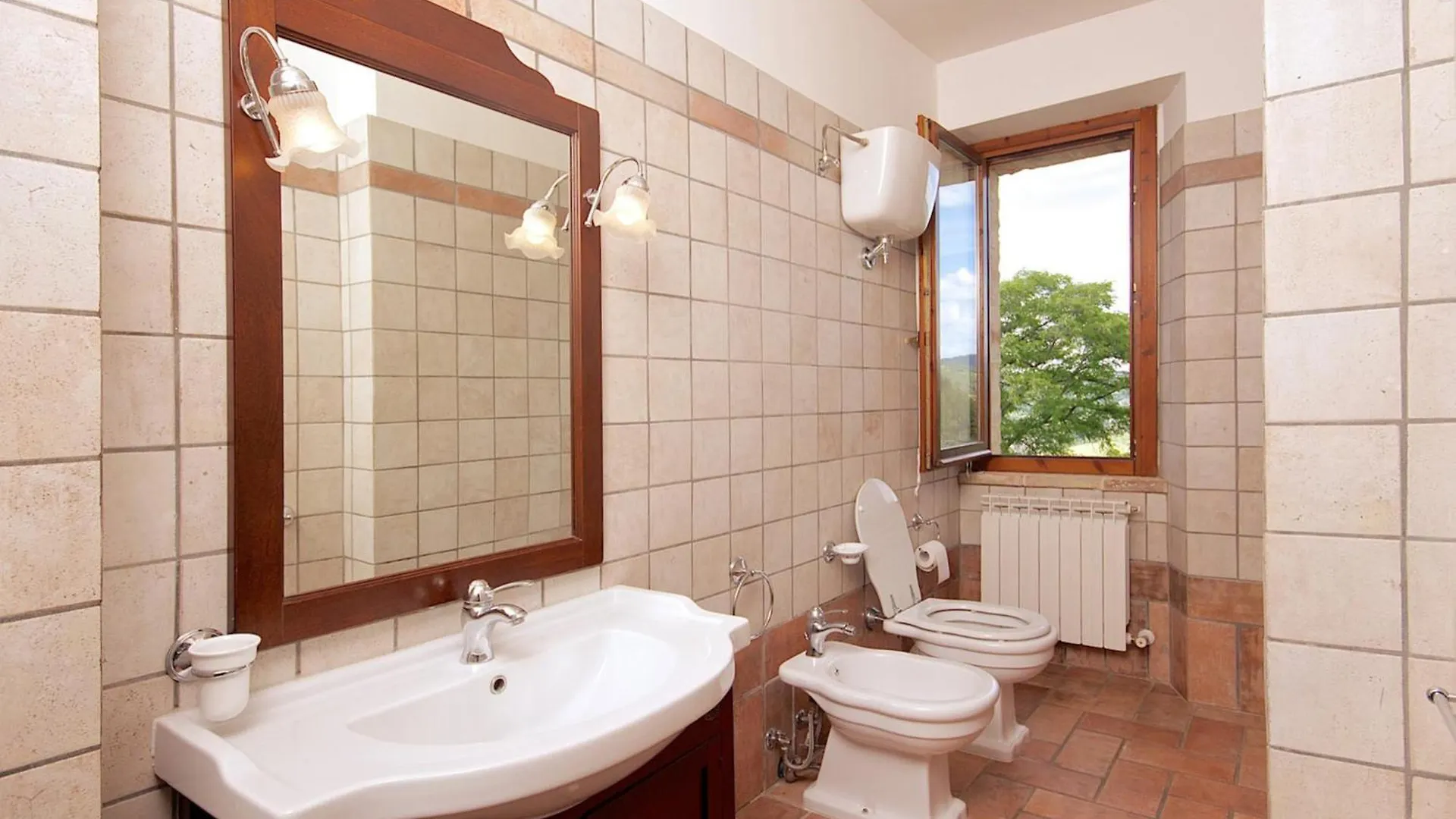 Agriturismo Le Colombe Assisi 0*,